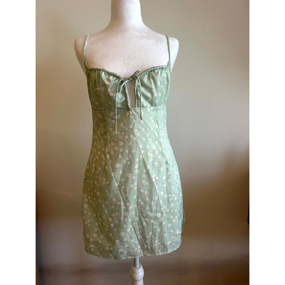 Princess Polly Jasmina Mini Dress Women Size 6 Green Floral Sleeveless Tie Front